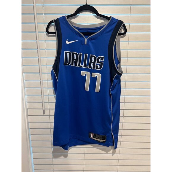 Nike NBA Dallas Mavericks Luka Doncic Icon Edition Swingman Dri-Fit Jersey - Siz - Picture 2 of 6